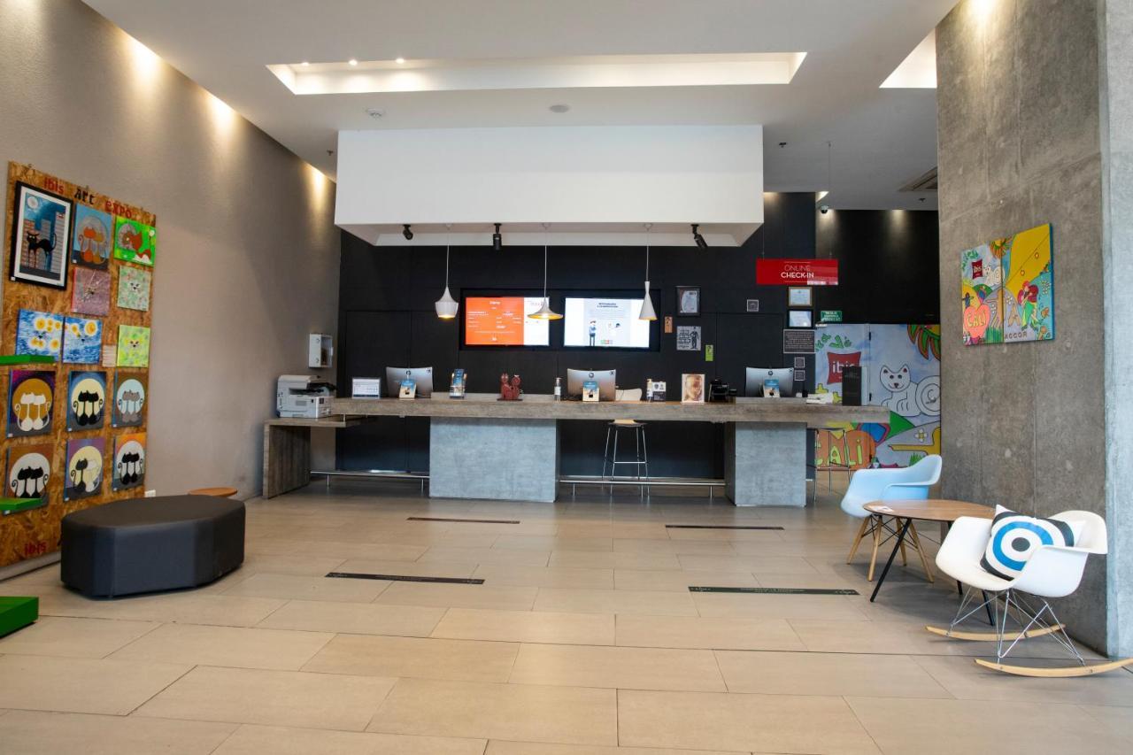 Hotel Ibis Cali Granada Zewnętrze zdjęcie