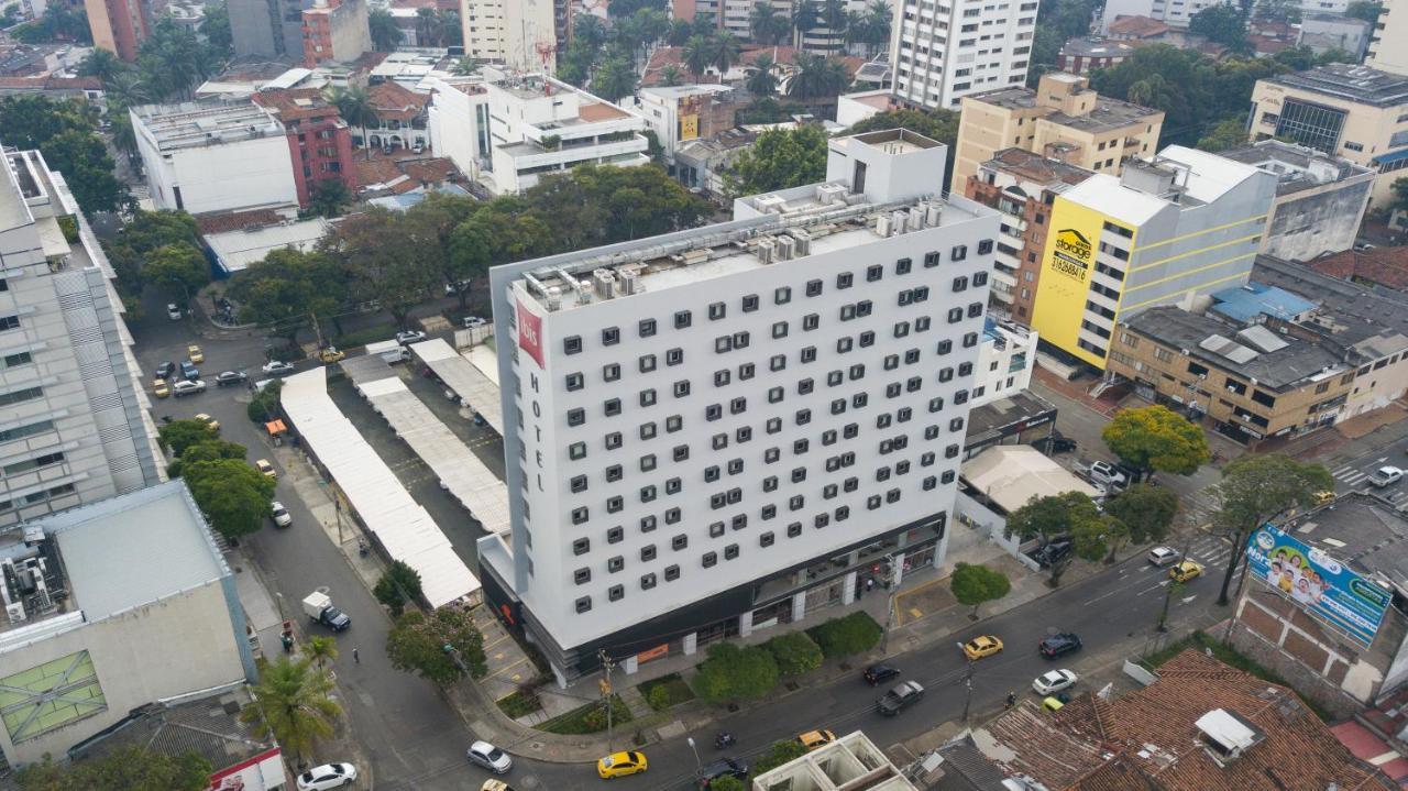 Hotel Ibis Cali Granada Zewnętrze zdjęcie