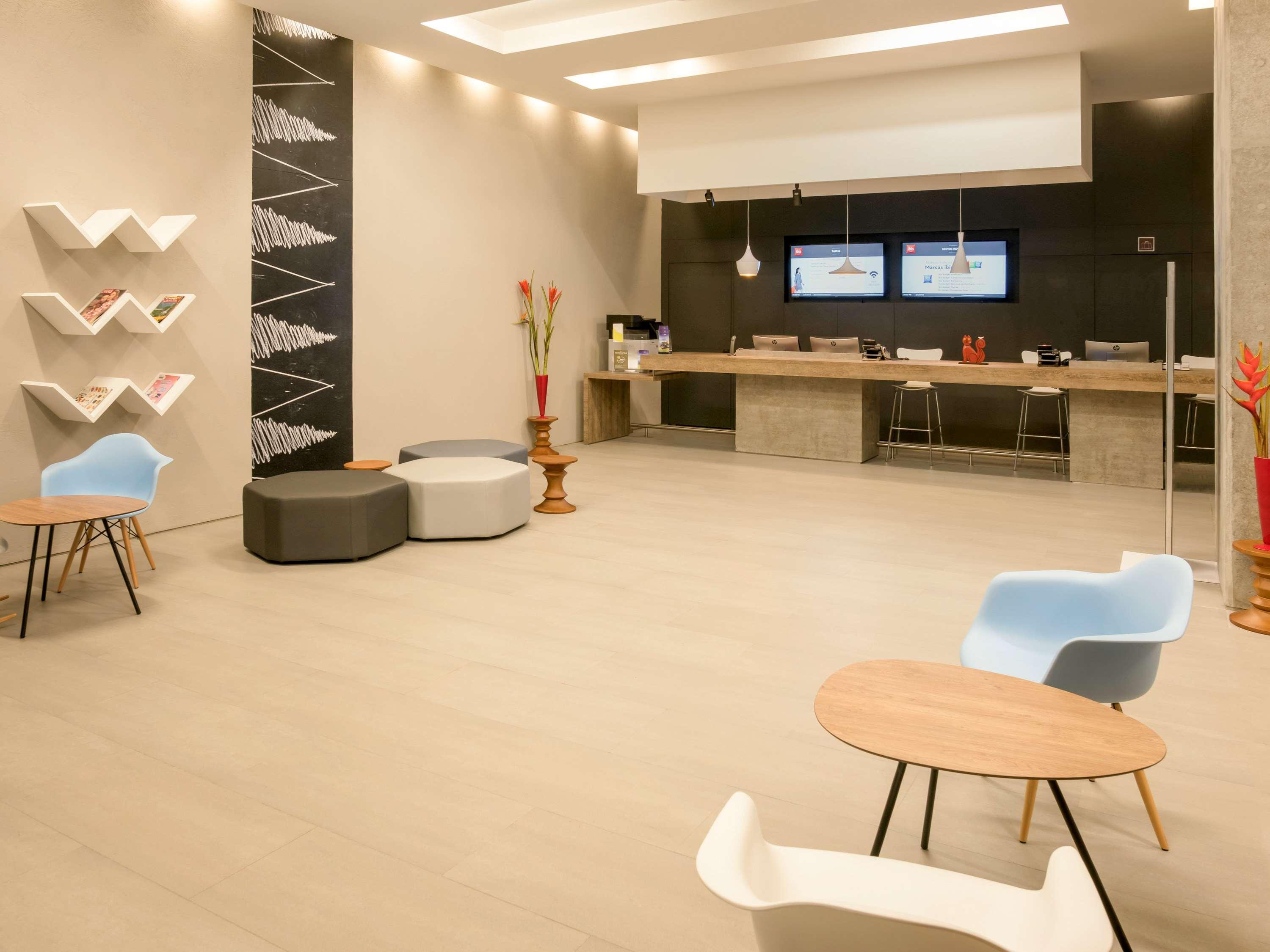 Hotel Ibis Cali Granada Zewnętrze zdjęcie